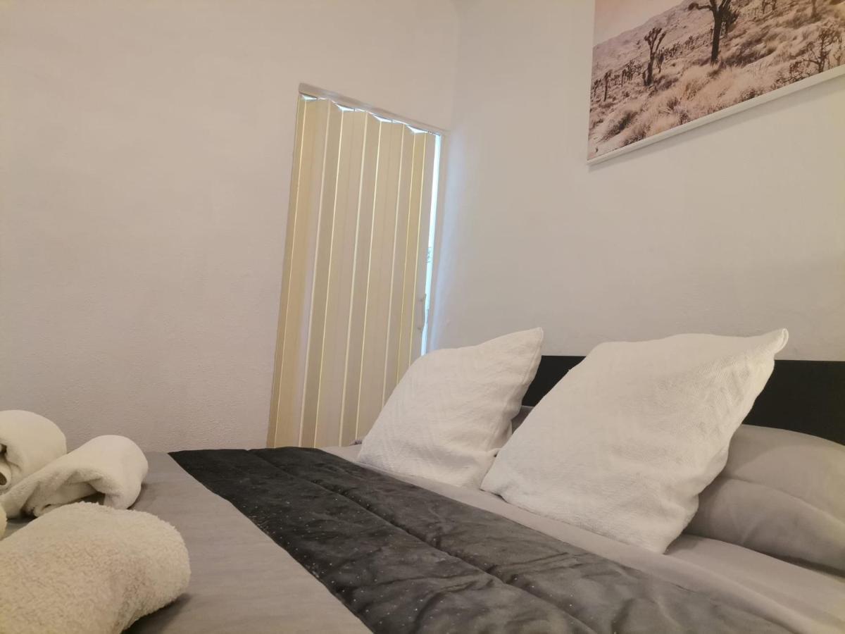 Evora Romana Alojamentos T2 Aqueduto Exteriör bild